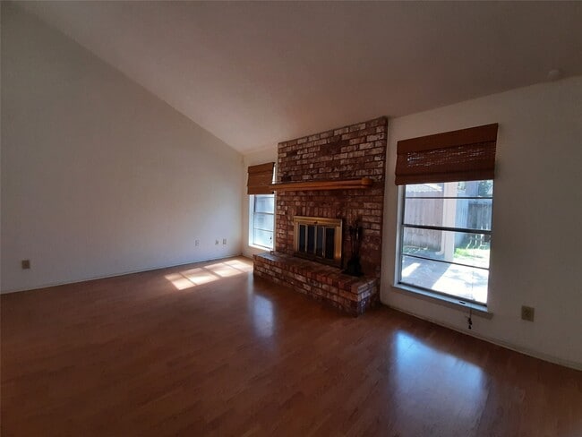 Building Photo - 25531 Chapel Ridge Ln