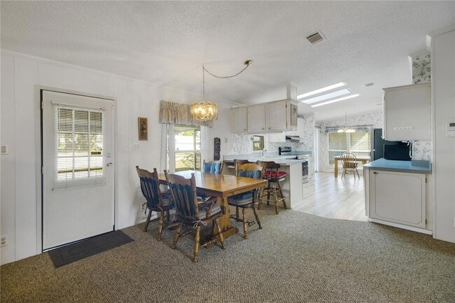 Building Photo - 5229 Hartford Ln