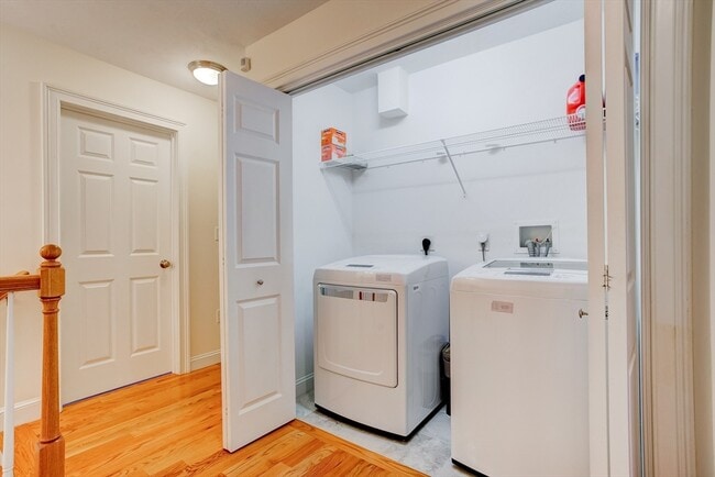 Building Photo - 3 Hawthorne St