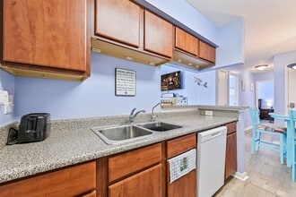 Building Photo - 3506 Cove View Blvd