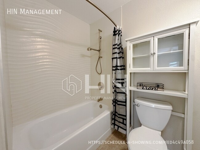 Building Photo - 34379 Benedick Ln