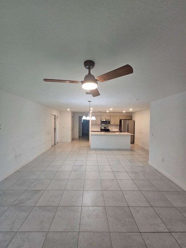 Building Photo - 6765 Broadwater Ln