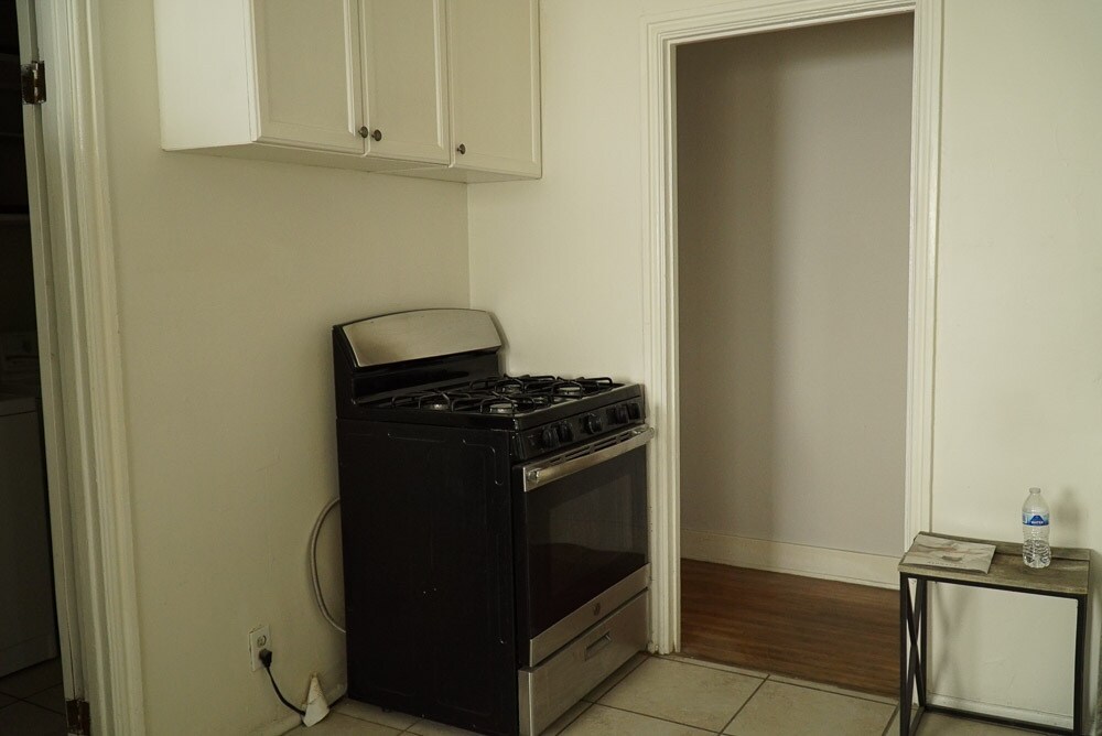 Building Photo - 1210 S Citrus Ave