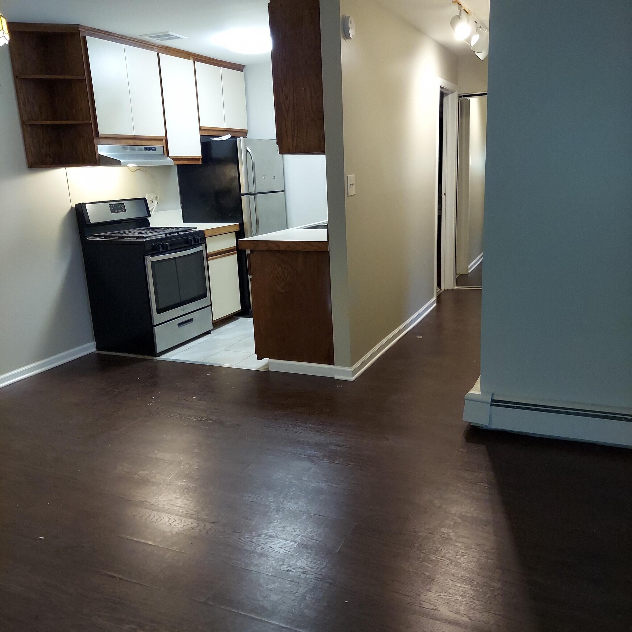 Building Photo - 920 Jonathon Ct