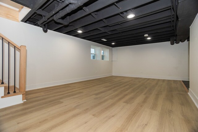Building Photo - 6522 N Natoma Ave