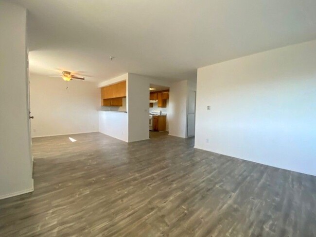 Interior Photo - 14020 Yukon Avenue,