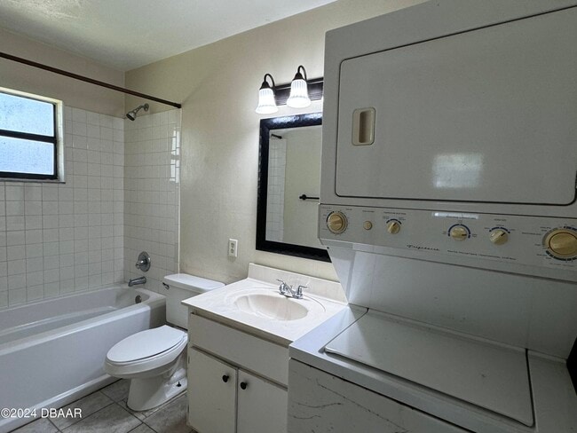 Building Photo - 319 Cavanah Dr