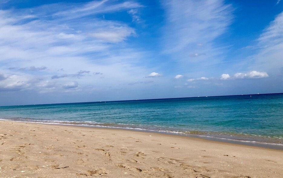 Building Photo - 6000 N Ocean Blvd