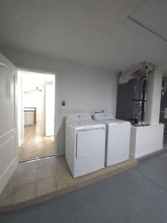 Building Photo - 18005 Palm Breeze Dr