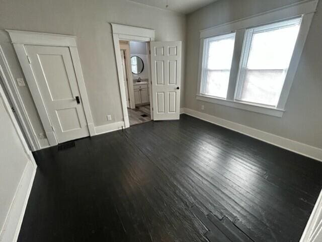 Building Photo - 311 E Main St