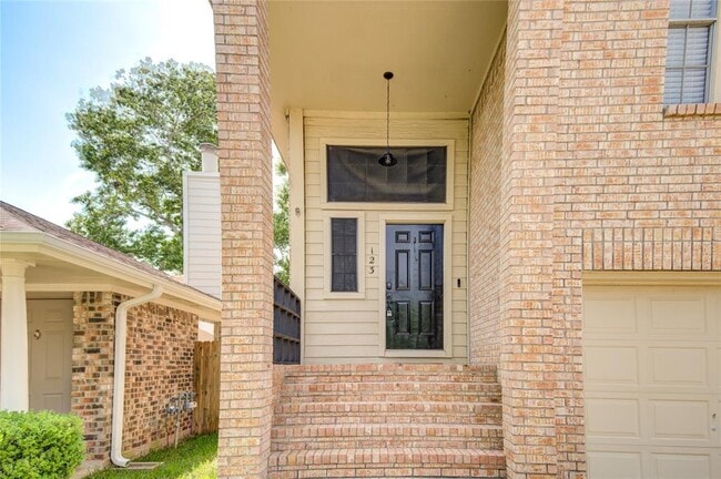 Building Photo - 123 Coffee Ln