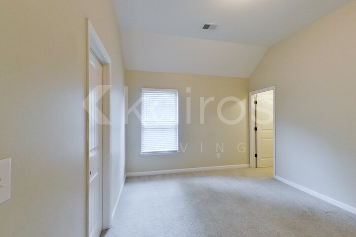 Building Photo - 912 Golden Bell Ln