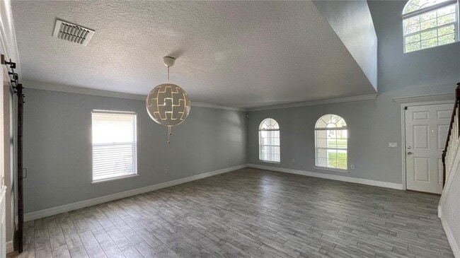 Building Photo - 205 Jocelyn Dr