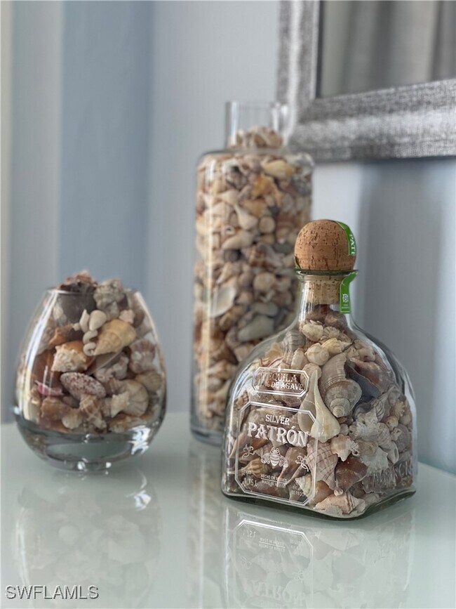 Building Photo - 10525 Gulf Shore Dr