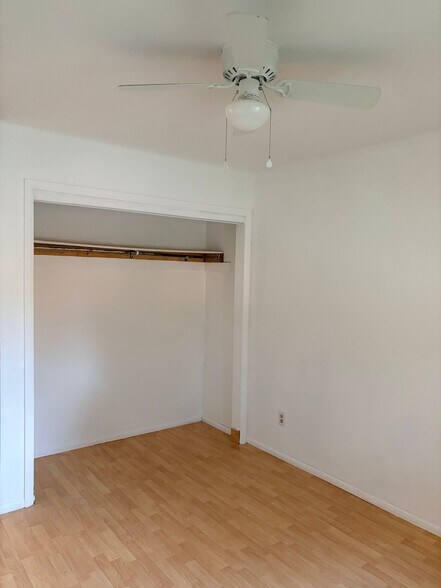 Building Photo - 386 S 900 W St