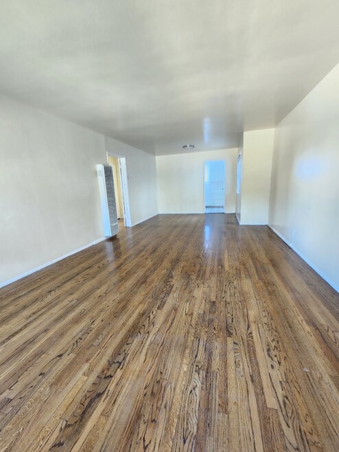 Building Photo - 7032 La Tijera Blvd