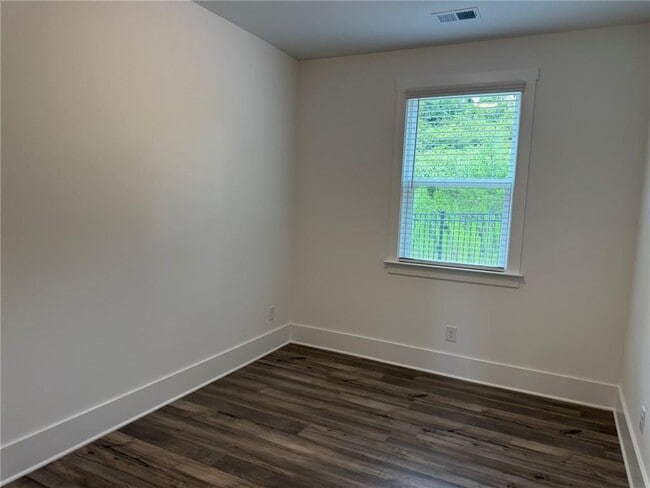 Building Photo - 1716 Gunnin Trce NW