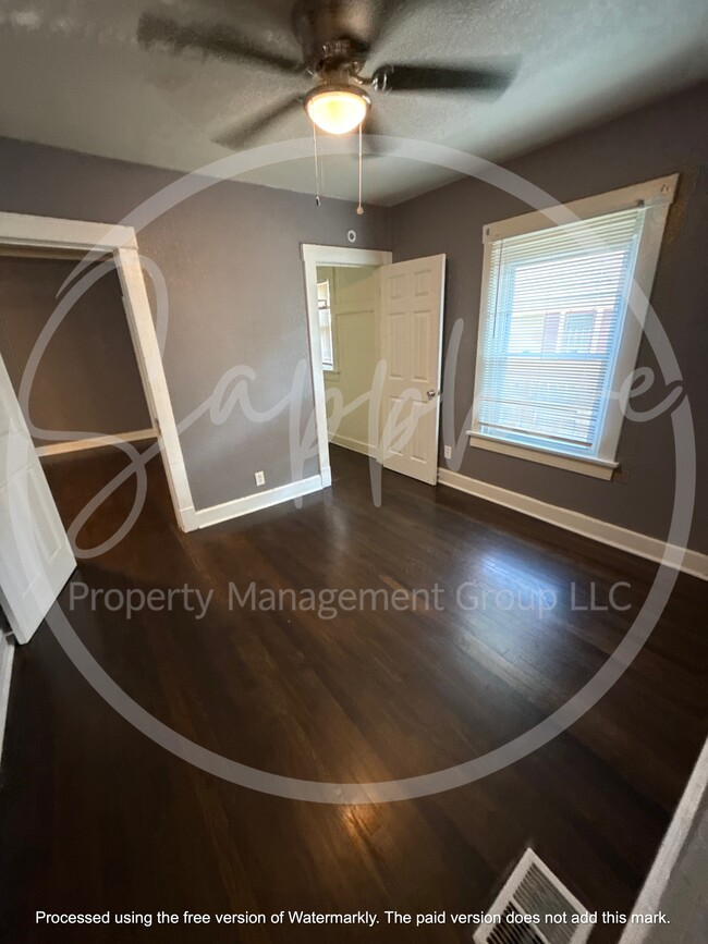 Building Photo - 5505 Woodland Ave