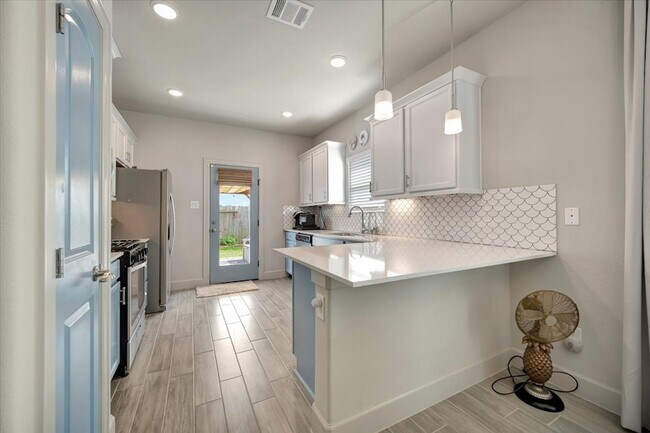 Building Photo - 5314 Abbeville Ct