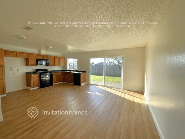 Building Photo - 340 Pembroke Dr