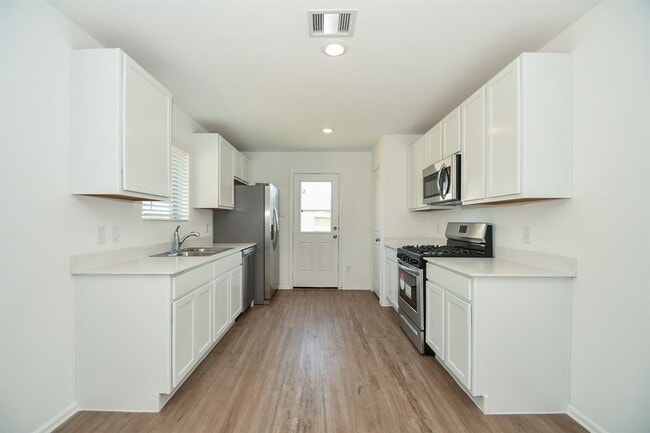 Building Photo - 4123 Saw Mill Peak Ln