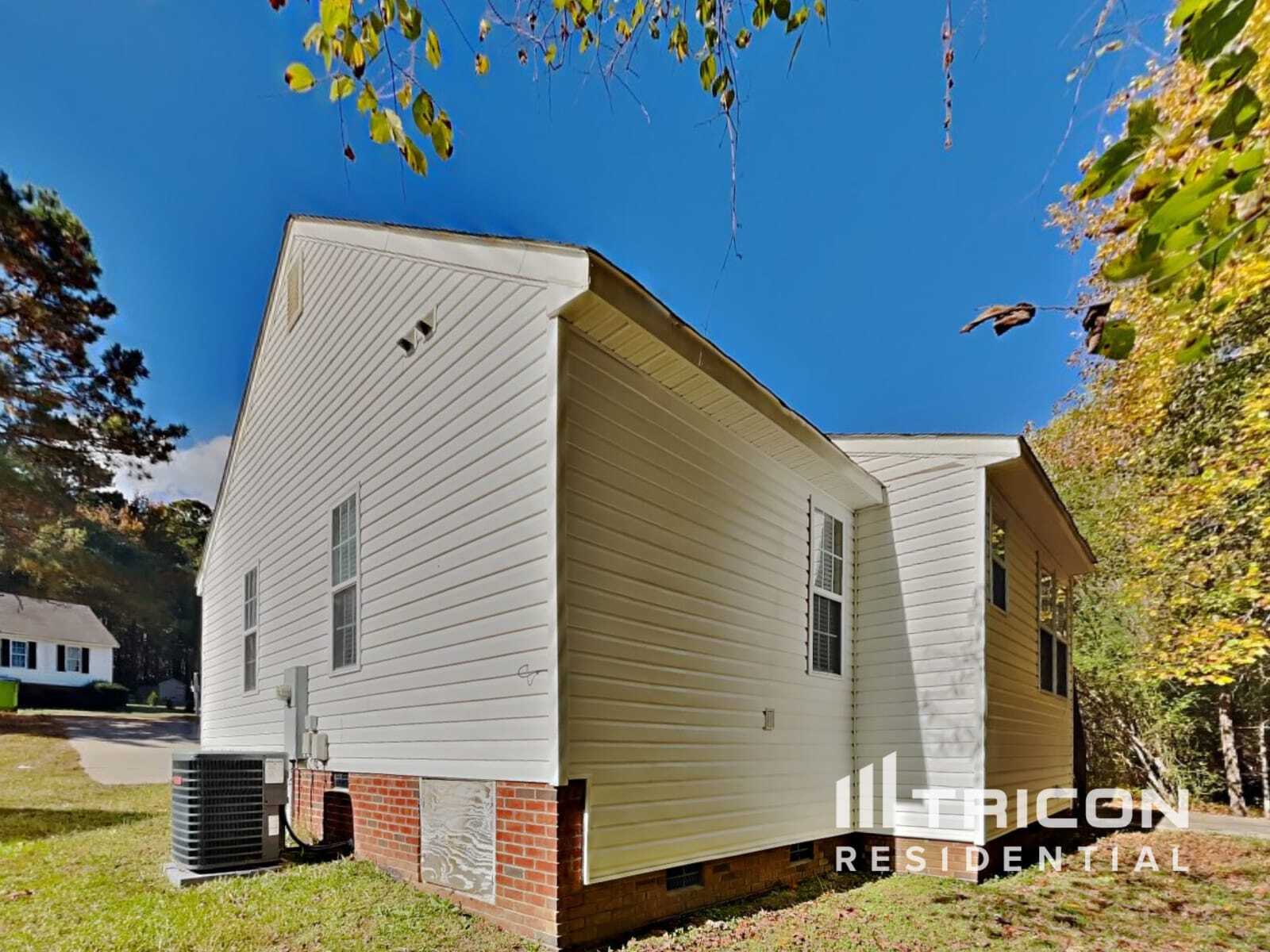 Building Photo - 1031 Laurel Leaf Rd