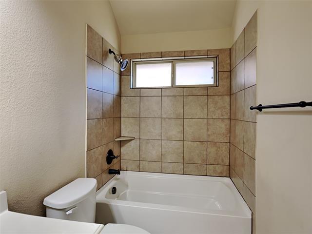 Building Photo - 3403 Cedar Ln