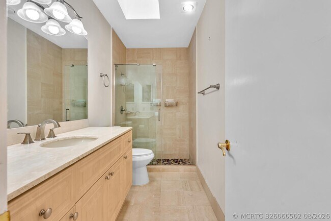 Building Photo - 22595 Esplanada Cir