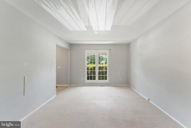 Building Photo - 6014 Martins Landing Ln