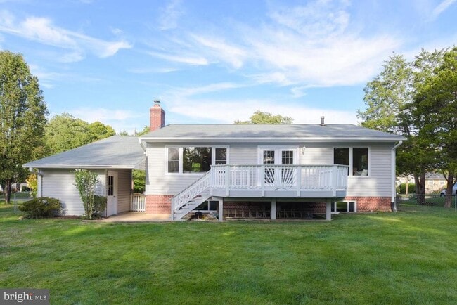 Building Photo - 8506 Wagon Wheel Rd