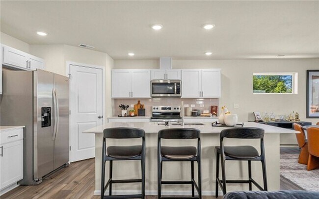 Building Photo - New Construction 3 bedroom property in Sul...