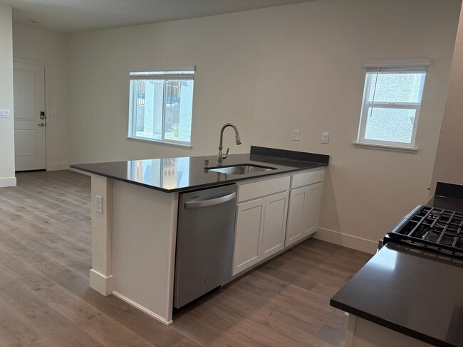 Building Photo - Brand New DR Horton Home in NW Reno!