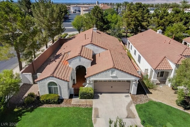 Building Photo - 1812 Stablegate Ave