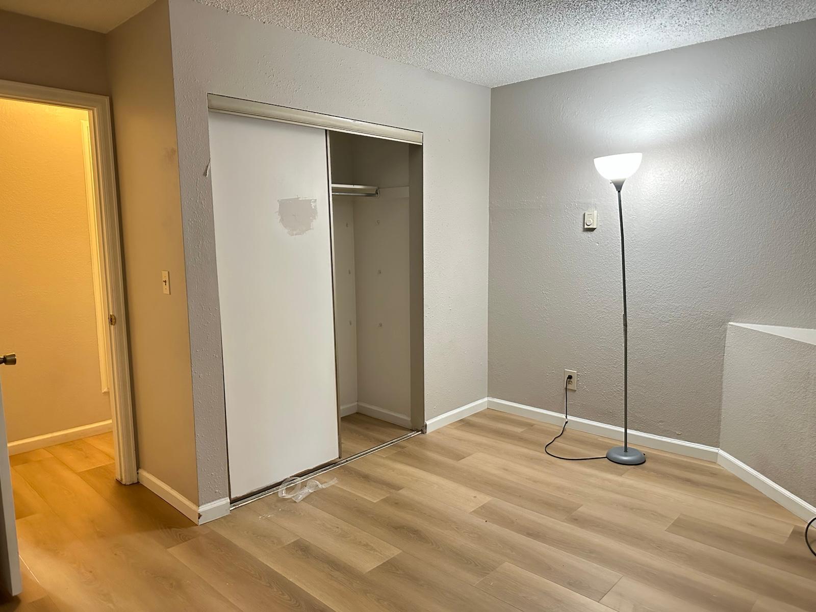 Building Photo - 14740 E Kentucky Dr