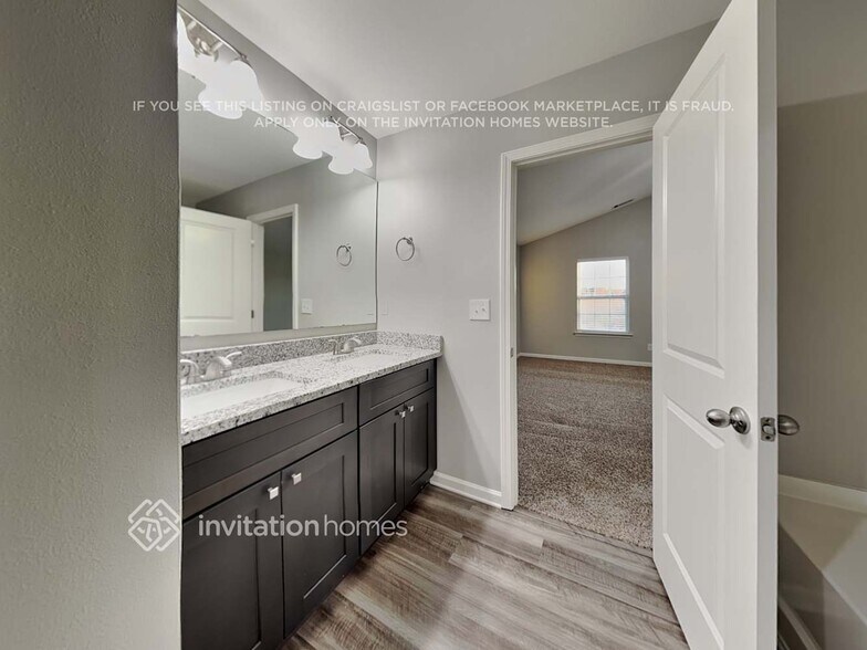 Building Photo - 1942 Greenbrook Trl