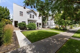 Building Photo - Bannock Fourplex