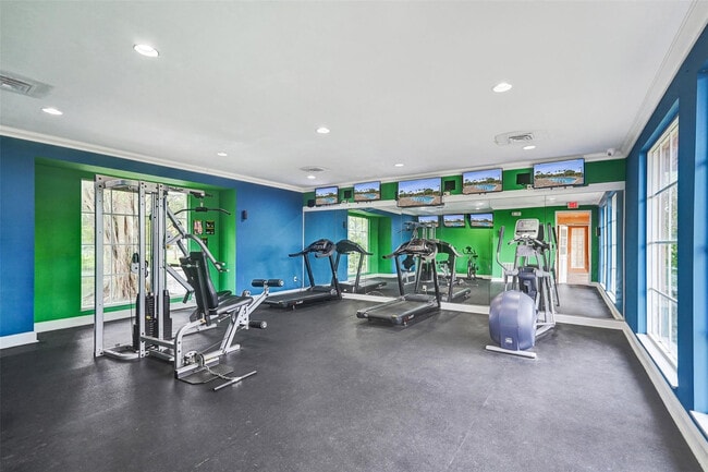 Building Photo - 10733 Cleary Blvd