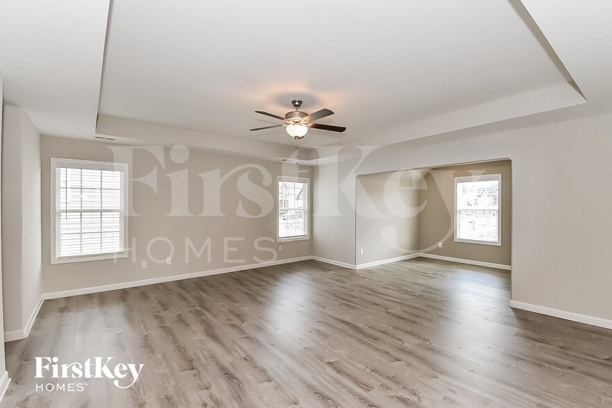 Building Photo - 273 Cliffhaven Cir