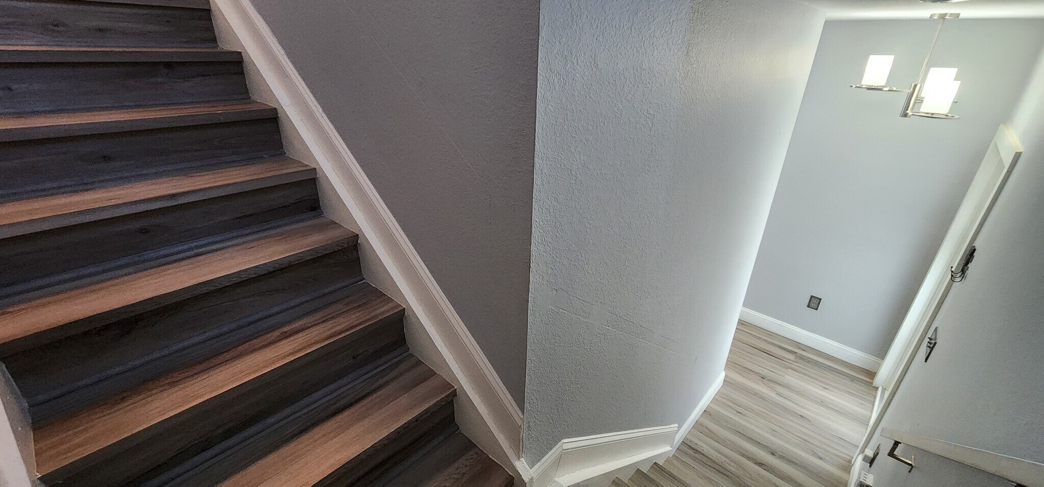 Building Photo - 640 SE 1st St