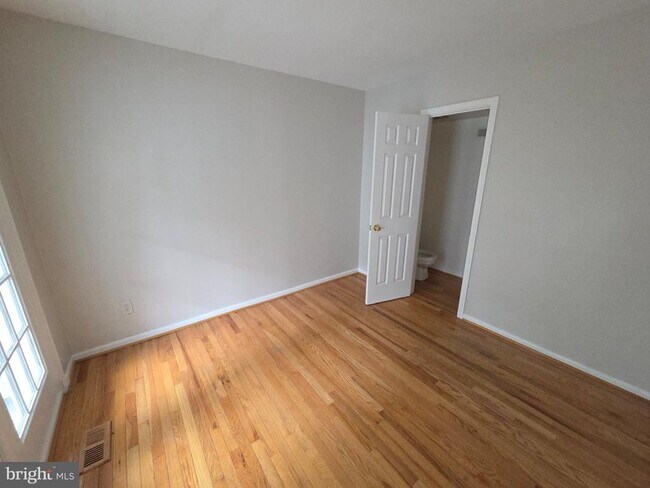 Building Photo - 20626 Highland Hall Dr