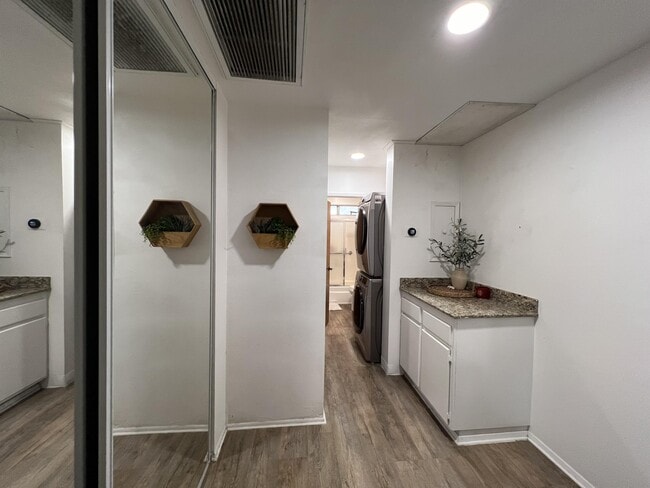 Building Photo - 1467 Everton Pl