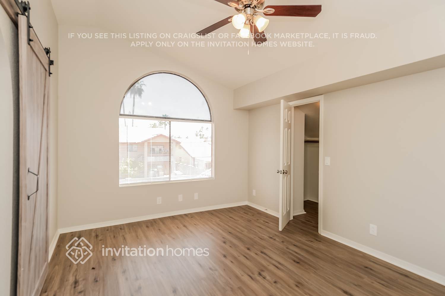 Building Photo - 1207 W Riviera Dr