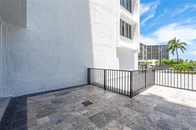 Building Photo - 4750 S Ocean Blvd