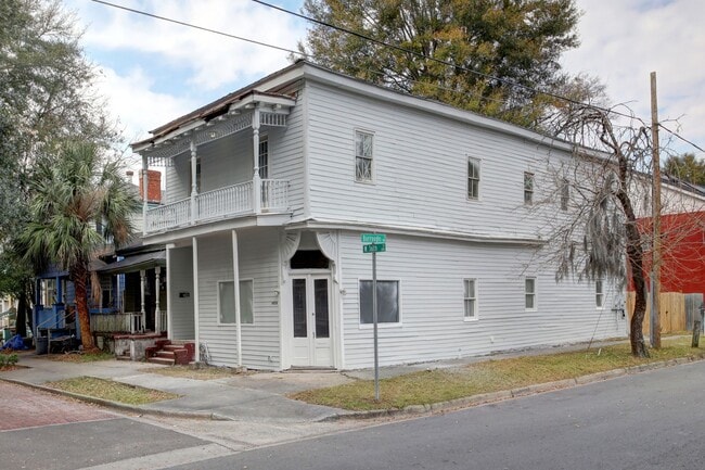 Building Photo - 602 W 36th St