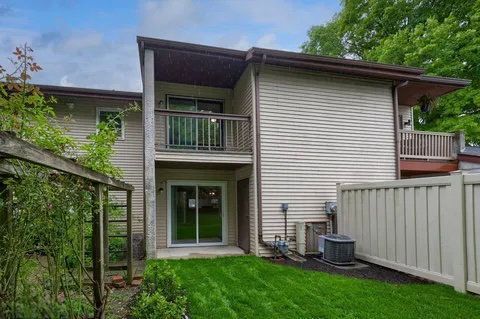 Building Photo - 341 Greenland Dr
