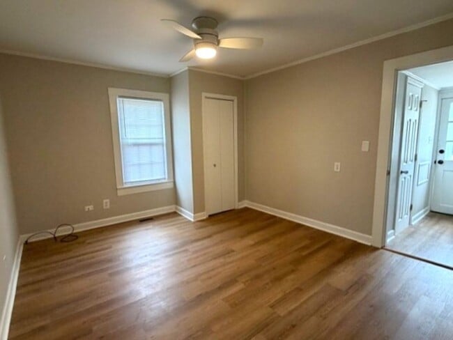 Building Photo - ~~~ What a gem!!- 2 Bedroom Home w/Great features!~~~