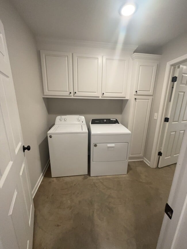 Building Photo - 1502 Arcadia Ln
