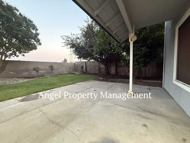 Building Photo - 9131 Brienne Way