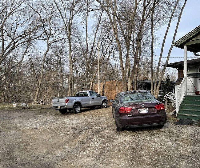 Building Photo - 1008 W Huron St