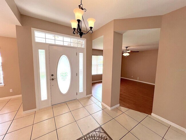 Building Photo - 70 Pheasant Dr